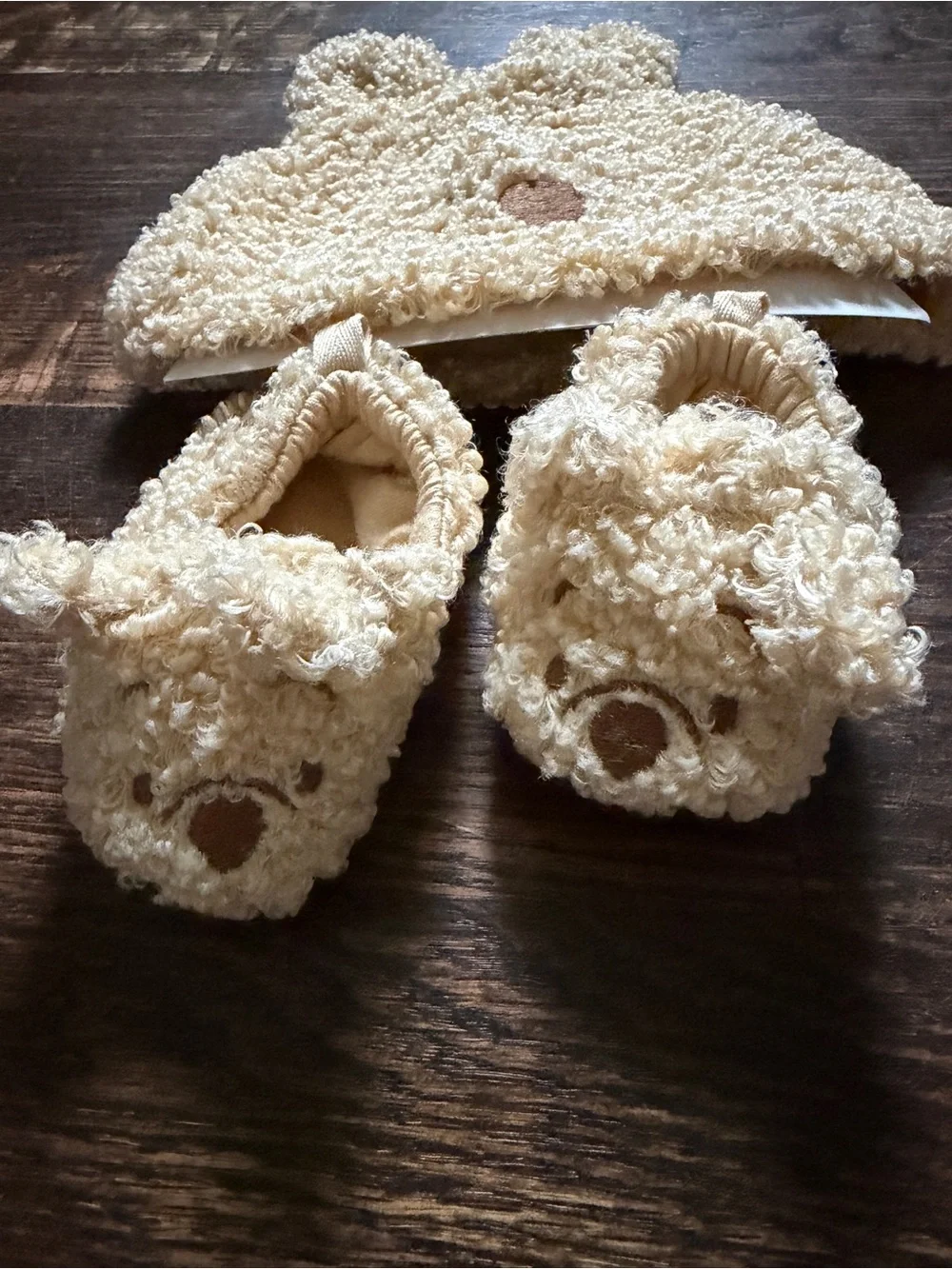 Cloud Island Disney Baby Winnie the Pooh Beige Fuzzy Hat and Booties Set - OS